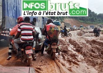 Coyah : difficile traversée pour les usagers de la nationale Conakry-Kindia, en raison du mauvais état de la route
