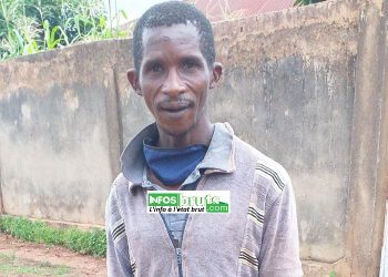 Impact Covid-19 à Labé : un vendeur ambulant de thé vert se convertit en portefaix