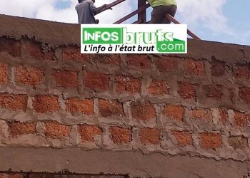 Labé : La charpenterie, un métier à grand risque, surtout pendant la saison des pluies