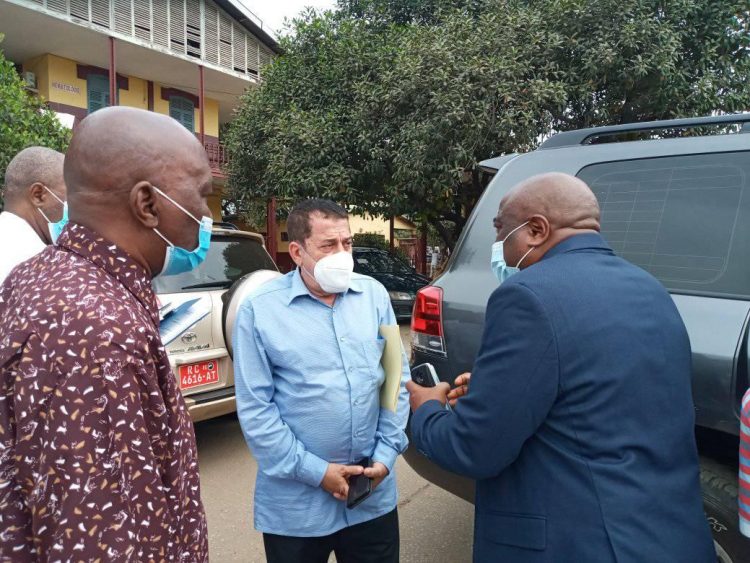 Guinée: Le ministre médecin général Remy Lamah s’élève contre la surtarification dans les structures étatiques hospitalières