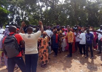 Liste des enseignants enrôlés à la Fonction Publique : Les contractuels de Kindia dénoncent une substitution de noms