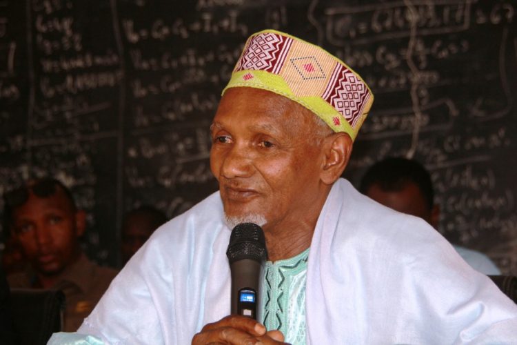 Journée de vérité et de pardon : L’ancien maire Elhadj Ibrahima Sampiring Diallo sensibilise la population de l’Université Hafia