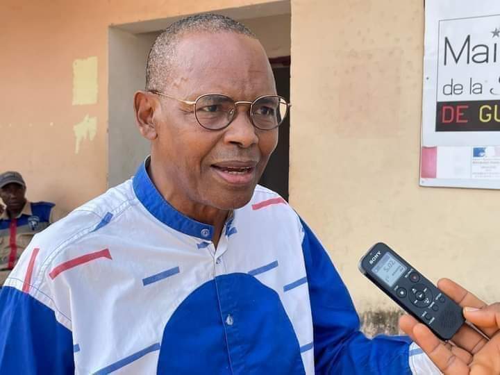 Manifestation annoncée du FNDC : « Le peuple n’a pas le choix… tout le monde doit sortir »  (Thierno Monénembo)