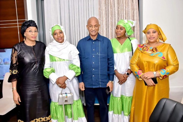 Femmes de Guinée, d’Afrique et du monde (Hadja Halimatou Dalein Diallo)
