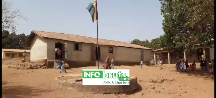 Bataillon Autonome de Mamou : l’école primaire vétuste et délabrée inappropriée pour la formation des enfants