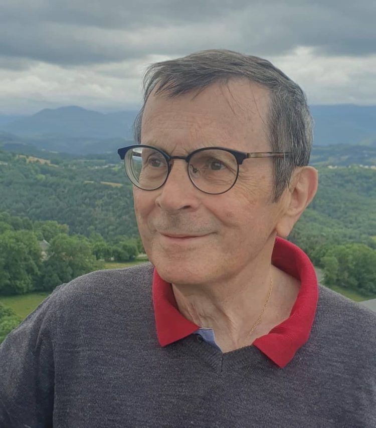 Le Cri du silence : ce livre de Dr Ataoulaye Sall raisonne bien dans l’esprit de l’enseignant français Julien REYNAL