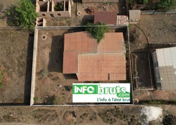 Labé : un domaine de 750 mètres carrés situé non loin de la route nationale à vendre à N’Diolou, dans la commune urbaine