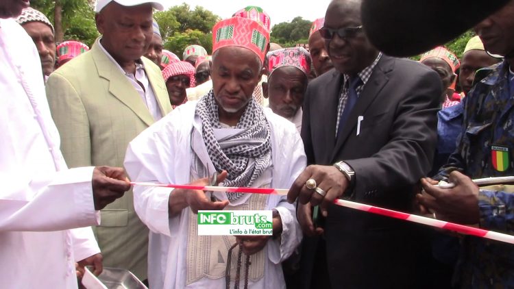 Noussy (Labé) : inauguration du pont de Diawoya par les autorités préfectorales et le Khalife de la localité