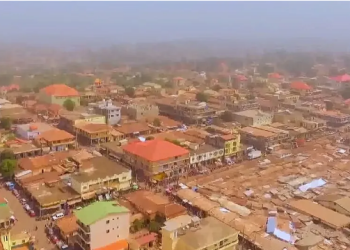 Labé : un terrain de 750 mètres carrés à vendre au secteur Faculté de Gadha-Pounthioun