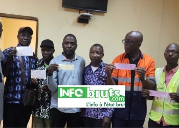 Boké : La Société AMR paie plus de 90 millions GNF à trois collectivités locales