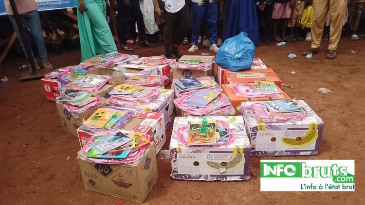 Kankan :  Des kits scolaires pour les élèves de l’école moryfindjan Diabaté