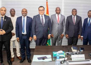 Conakry: Le Premier ministre, chef du gouvernement reçoit une délégation de la Banque Islamique de Développement (BID)