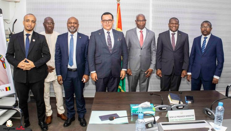 Conakry: Le Premier ministre, chef du gouvernement reçoit une délégation de la Banque Islamique de Développement (BID)