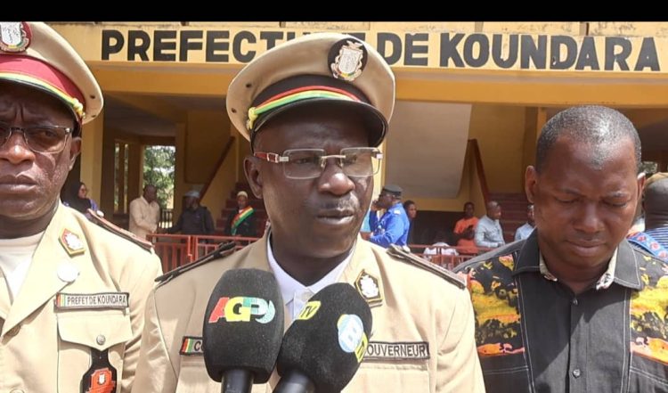 Boké : Le gouverneur Mamadou Camara boucle sa tournée d’information et de sensibilisation à Koundara