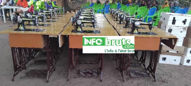 Boké: 80 machines à coudre pour des communautés villageoises impactées par le consortium SMB-Winning
