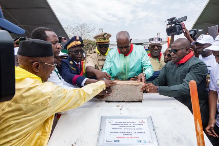 Dinguiraye : Lancement des travaux de réhabilitation et de bitumage du tronçon Bissikirima (Dabola) – Dinguiraye