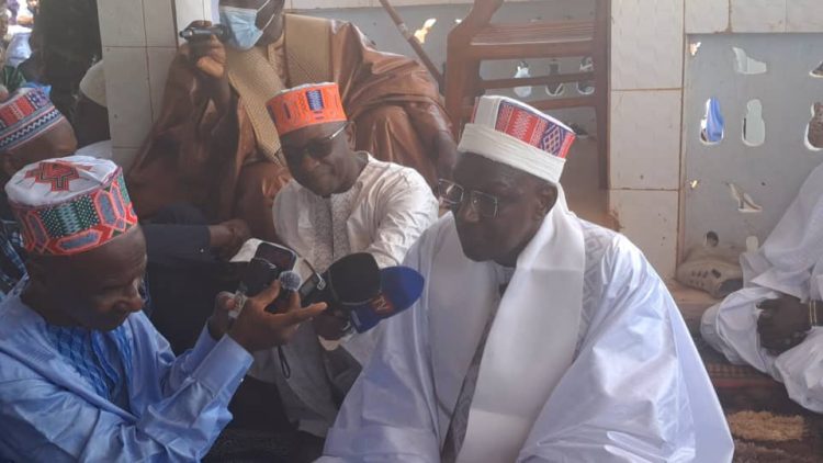 Fête de Ramadan 2025 à Labé : Thierno Badrou Bah exprime sa gratitude envers Mamadi Doumbouya et salue l’implication de Mory Condé dans la rénovation de la mosquée