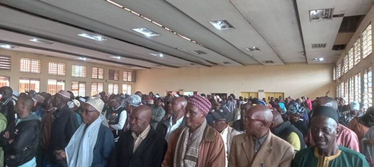 Labé : La délégation gouvernementale explique la nouvelle Constitution à la population