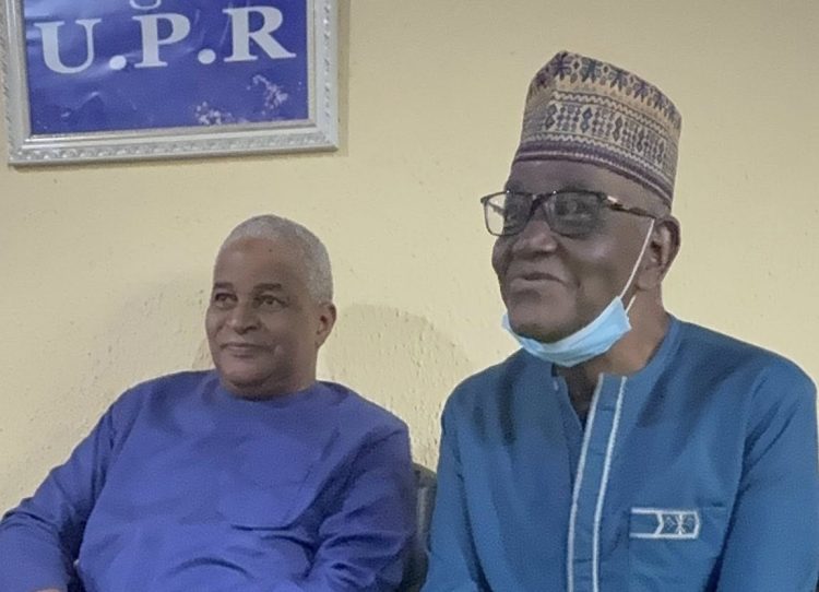 Condoléances à la Minière : Ismaël Condé et Taran Diallo chez Bah Ousmane après le décès d’Amadou Oury Lemy Diallo