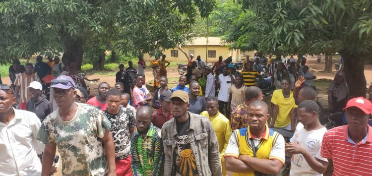 Faranah : Les agents des bureaux de vote de Banian réclament le paiement intégral de leurs primes