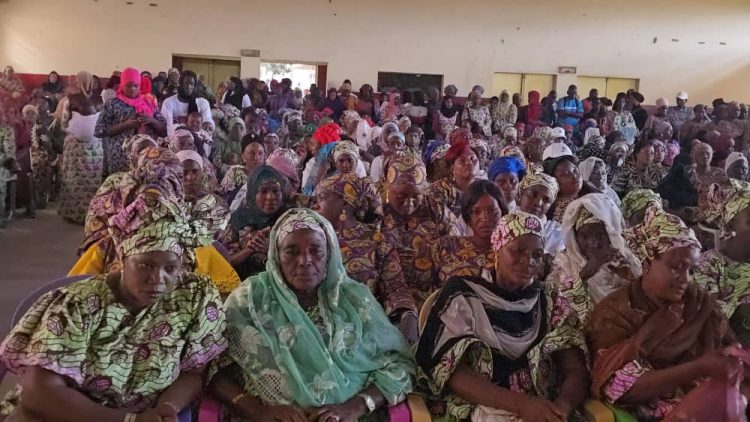 Adoption de la nouvelle constitution à une majorité absolue : la Coalition Citoyenne du Foutah pour le Développement remercie la population et reçoit un important appui logistique