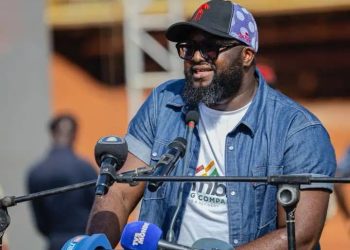 Un mot de travers de Djiba Diakité : quand un lapsus veut enterrer Simandou 2040  (Par Chérif Sampiring Diallo, Journaliste-Éditorialiste Écrivain, Essayiste.)