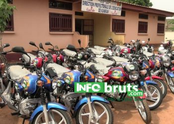 Kankan : Le président Mamadi Doumbouya offre 22 motos aux enseignants des zones reculées