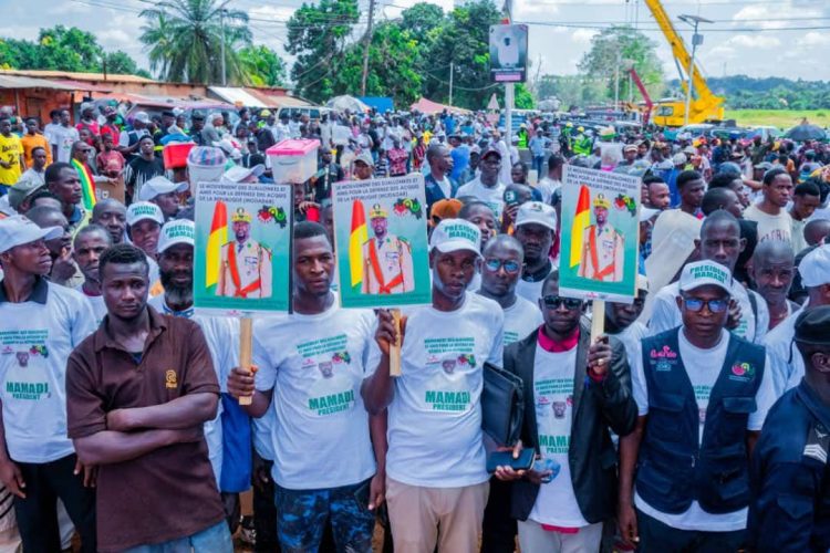 Faranah : le Mouvement Moudadar félicite et s’engage aux côtés du directeur de campagne présidentielle