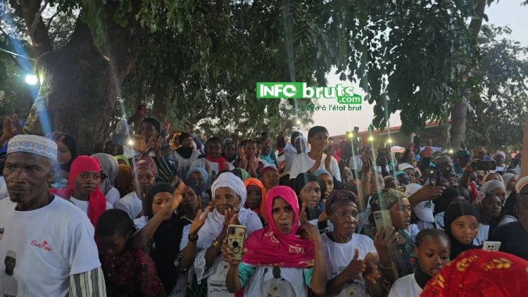 Labé : record de mobilisation en faveur de la GMD et son candidat Mamadi Doumbouya