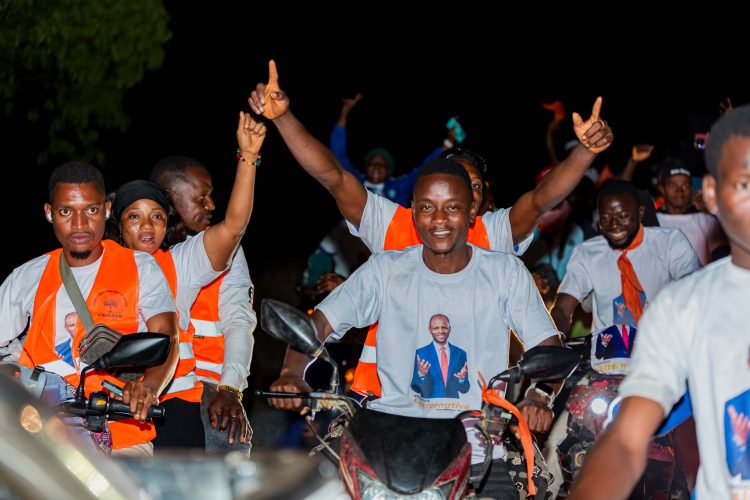 Présidentielle 2025 : forte mobilisation à Macenta autour du candidat Abdoulaye Yéro Baldé (FRONDEG)