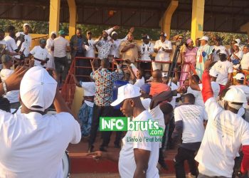 Boké : la population célèbre la victoire de Mamadi Doumbouya