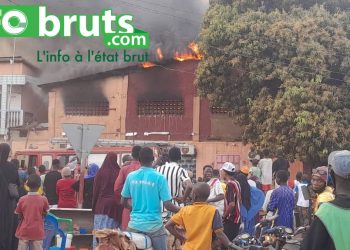 Kankan : un incendie ravage l’ancienne salle de spectacle de la boîte de nuit Sarata