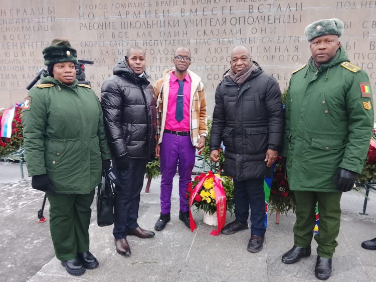 Commémoration de la Journée de la Victoire de Leningrad : la Guinée rend hommage aux héros du siège