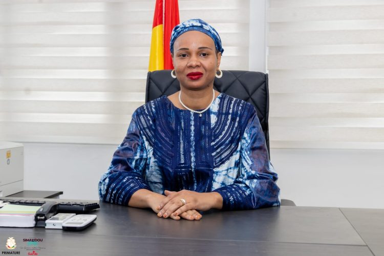 Au service de l’efficacité de l’État : Mme Fatoumata Binta Diallo désormais cheffe de cabinet de la Primature