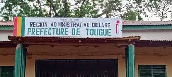 Tougué : un chef de secteur retenu à la gendarmerie après avoir blessé par balle un présumé voleur de bétail