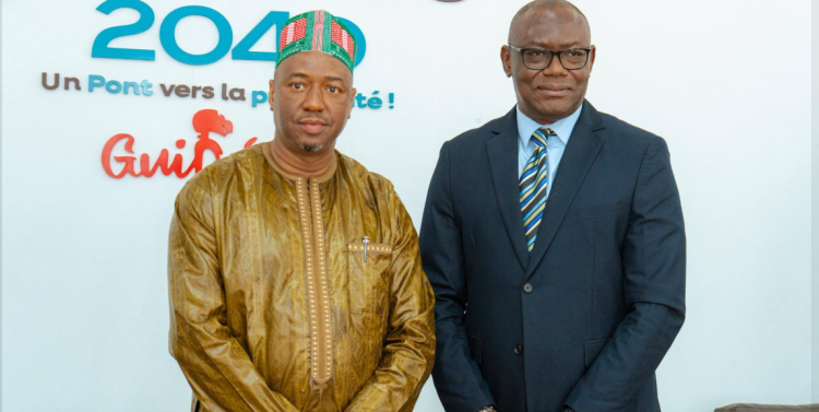 Guinée : le ministre de la Jeunesse renforce le partenariat avec France Volontaires