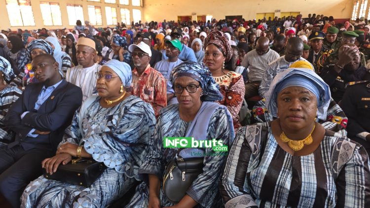 Labé célèbre les droits des femmes… avec micro, slam et grandes promesses