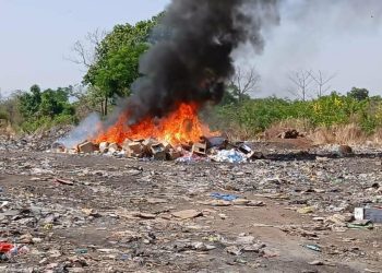 Dabola : des produits impropres à la consommation incinérés par la justice de paix