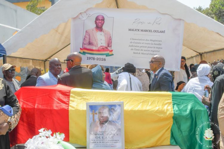 Conakry : un vibrant appel à l’éthique lancé lors des obsèques du magistrat Malick Marcel Oularé